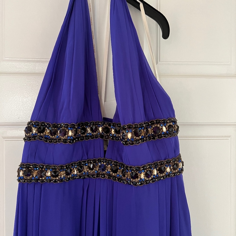Marchesa purple evening gown in size 8, never worn